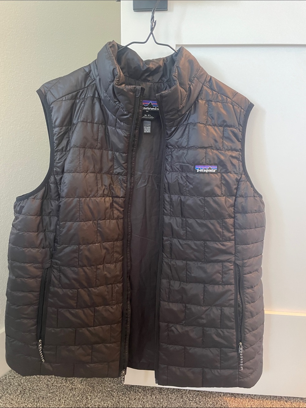 Patagonia Black Quilted Insulated Vest